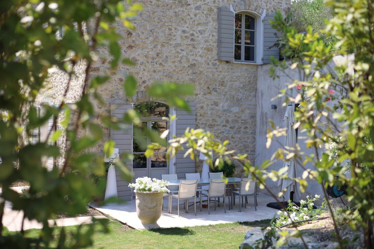 L'Elegante Bastide En Pierre Avec Vue Sur Le Vieux Village De Mougins Zewnętrze zdjęcie